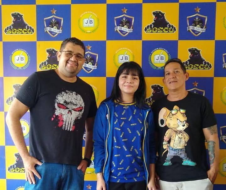 Estudante de Parintins é premiada na 1ª edição do Torneio de Física para Meninas