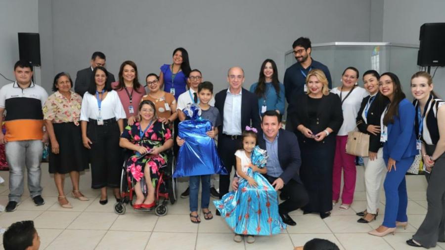 Em alusão ao Dia das Crianças, TCE-AM entrega doações para o Centro Social Caminho Seguro