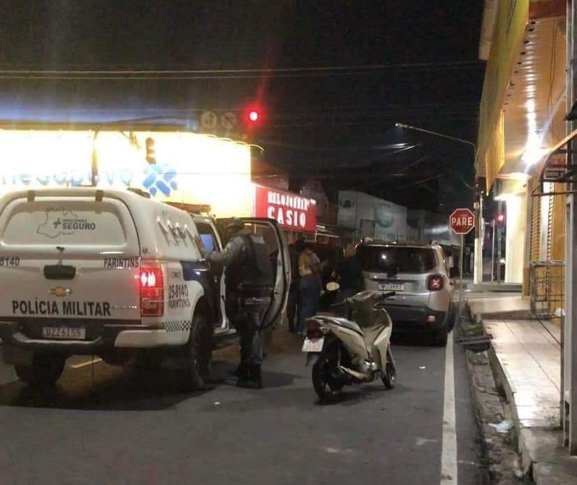 Juíz federal é preso suspeito de cometer violência doméstica em Parintins Juíz federal é preso suspeito de cometer violência doméstica em Parintins