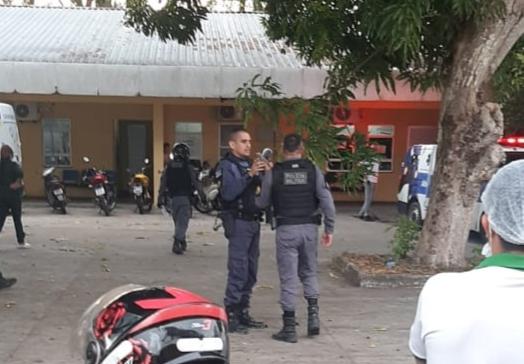 Dois são baleados em rabeta em Parintins; Uma morte confirmada Dois são baleados em rabeta em Parintins; Uma morte confirmada