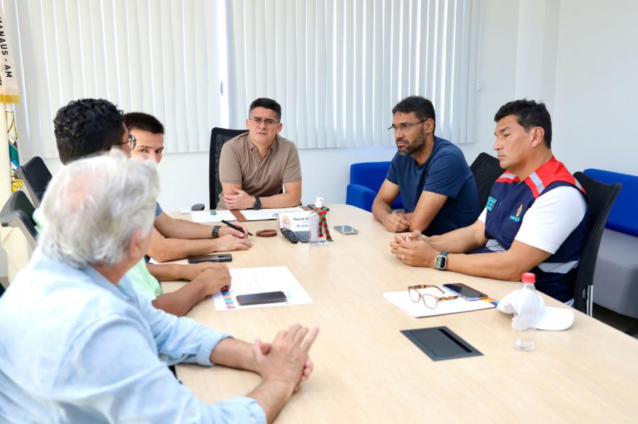 David Almeida realiza reunião para definir novas ações e ampliação de serviços em 2024