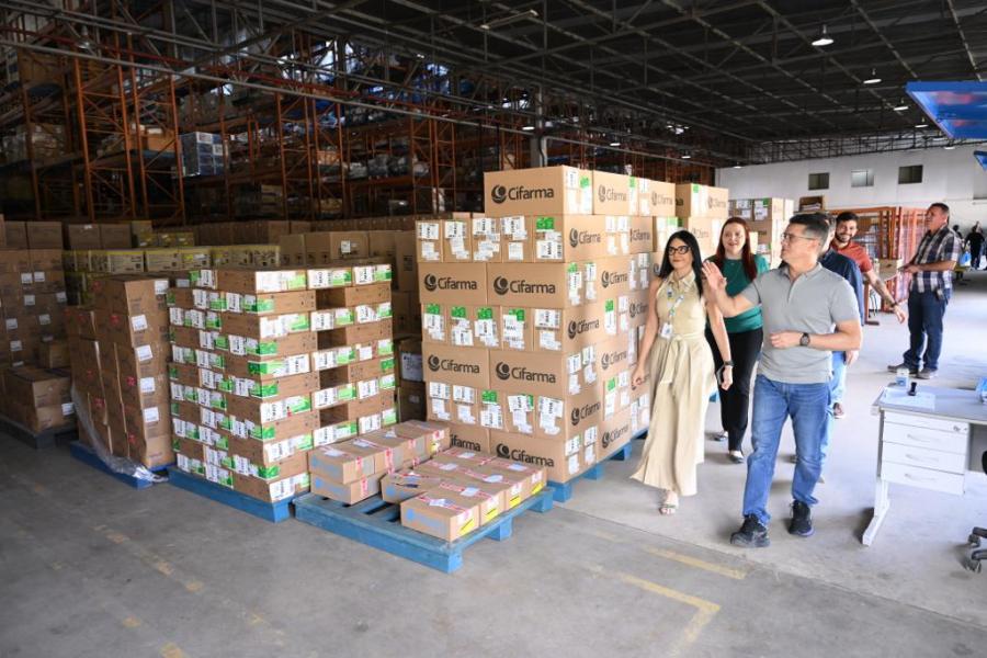 Prefeito anuncia reposição de produtos do programa ‘Leite do Meu Filho’