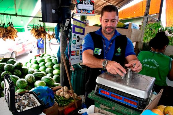 Ipem fecha 2023 com mais de 202,6 mil produtos fiscalizados no Amazonas