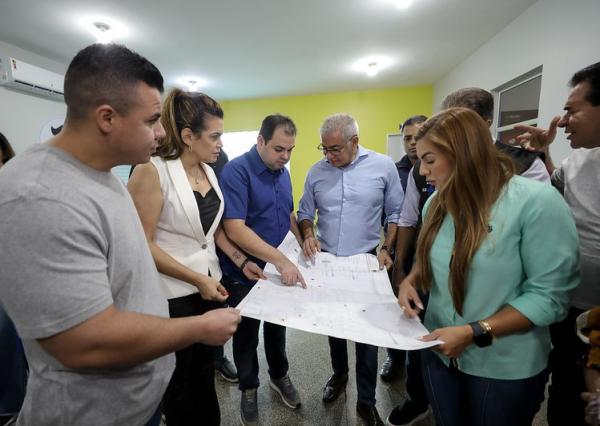 Governador em exercício, Roberto Cidade, vistoria obra de revitalização do Caic Edson Melo