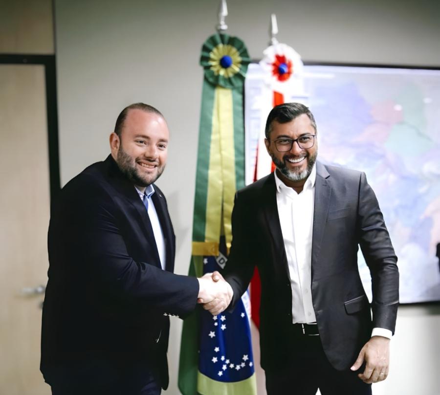 Wilson Lima empossa Fausto Júnior como Secretário da Sedurb