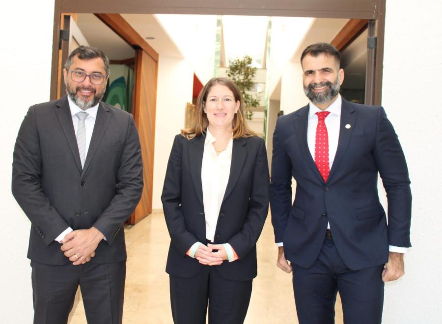 Wilson Lima apresenta projetos sustentáveis à embaixadora britânica e destaca importância da atuação do Reino Unido na Amazônia