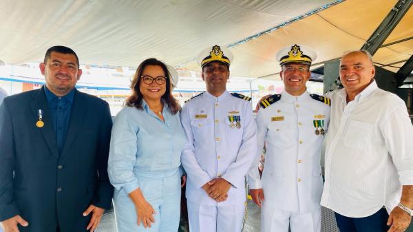 Márcia Baranda prestigia Posse do Novo Agente Fluvial de Parintins