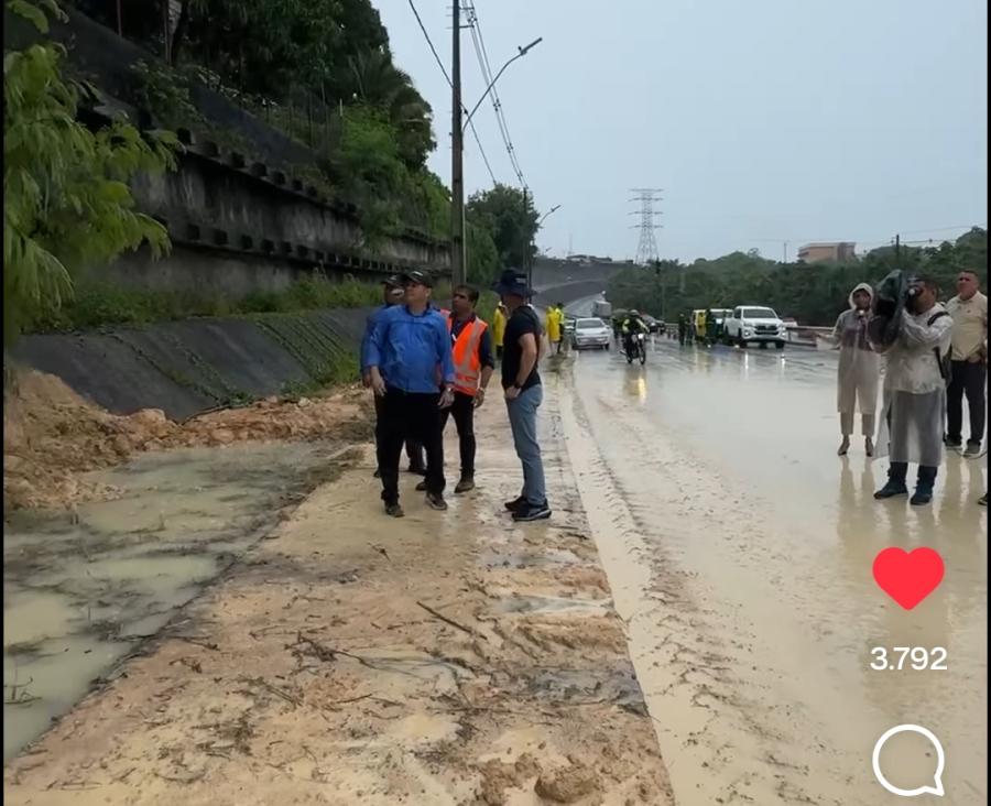 Prefeitura de Manaus segue em atendimento às ocorrências causadas pela chuva desta quinta, 01