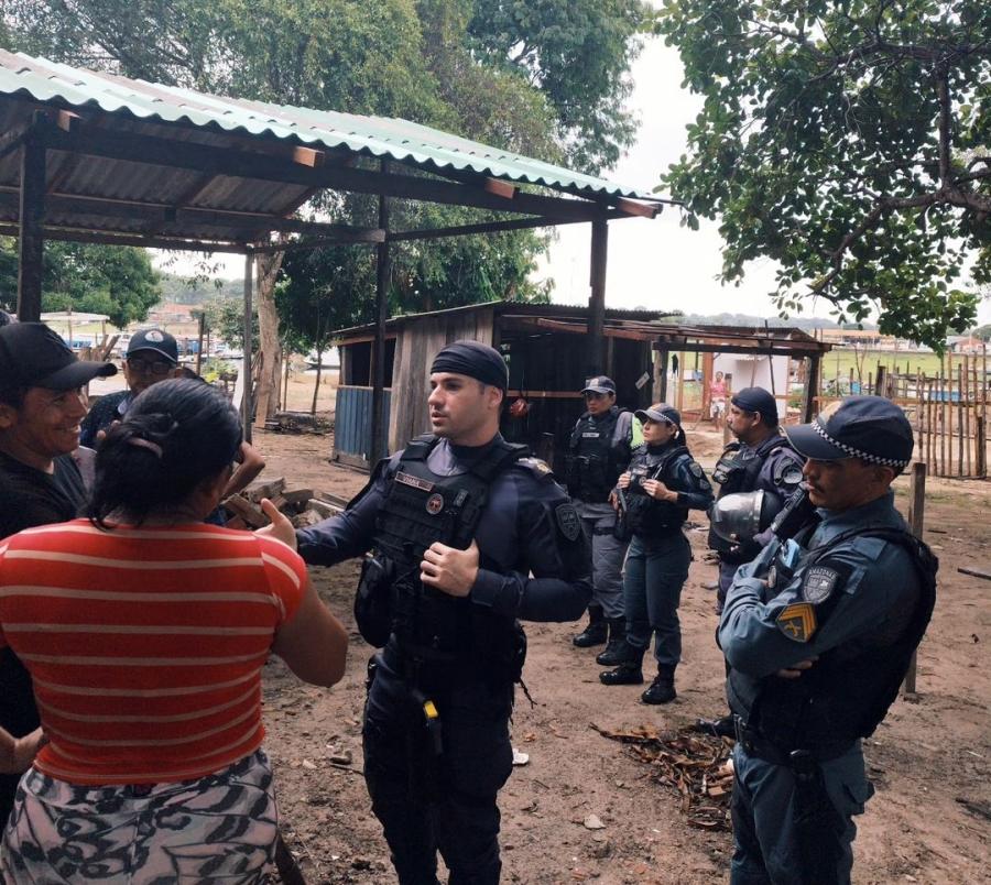 Mandado de reintegração de posse é cumprido em área invadida de Parintins