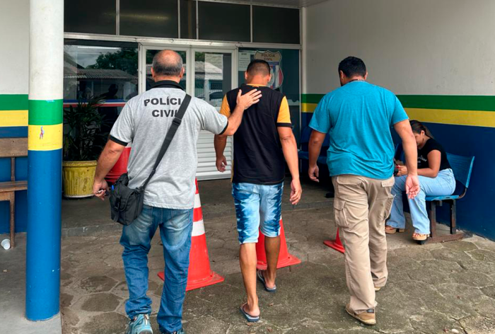 Em Parintins, polícia prende homem que perseguiu ex-companheira e descumpriu medida protetiva Em Parintins, polícia prende homem que perseguiu ex-companheira e descumpriu medida protetiva