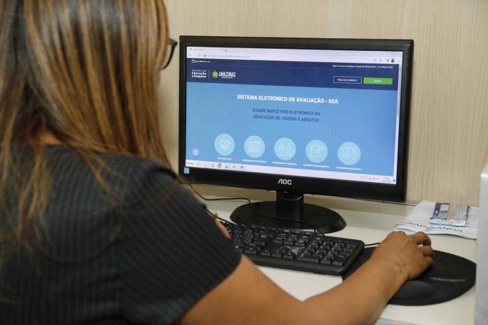 EDUCAÇÃO DE JOVENS E ADULTOS: último dia das inscrições para o Provão Eletrônico