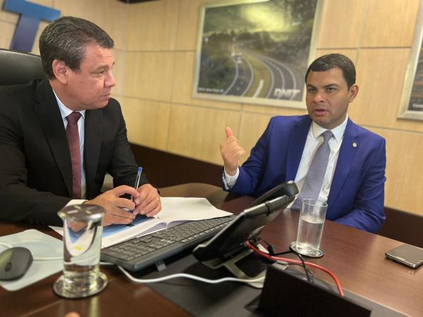 No DNIT, Saullo Vianna pede prioridade de ações no porto BVR