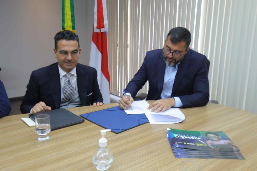 Governo do Amazonas firma parceria para construção da Escola da Floresta em Carauari