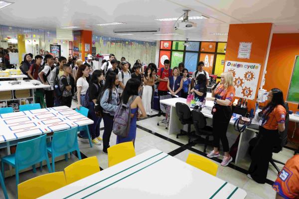 Alunos da rede estadual destacam novas possibilidades a partir do projeto Jovem Bilíngue