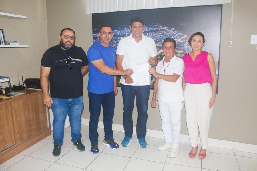 CONFIRMADO: Caprichoso e Garantido farão show no BBB 24