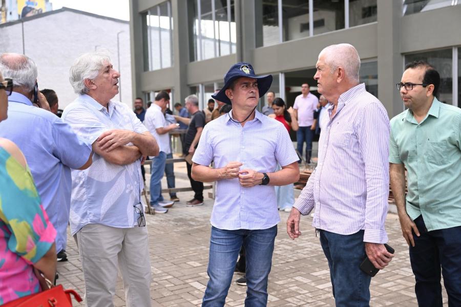 David Almeida anuncia data de apresentação do mirante Lúcia Almeida e apresenta espaço a empresários e comunicadores