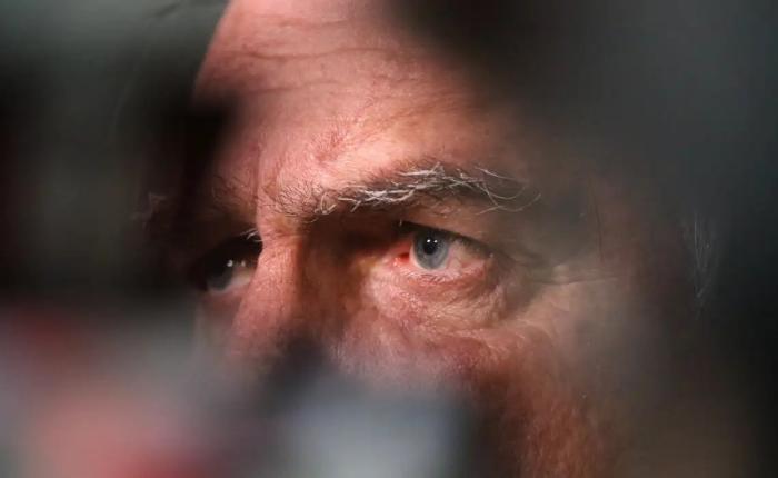 Bolsonaro é indiciado por fraude em cartão de vacinação de covid 