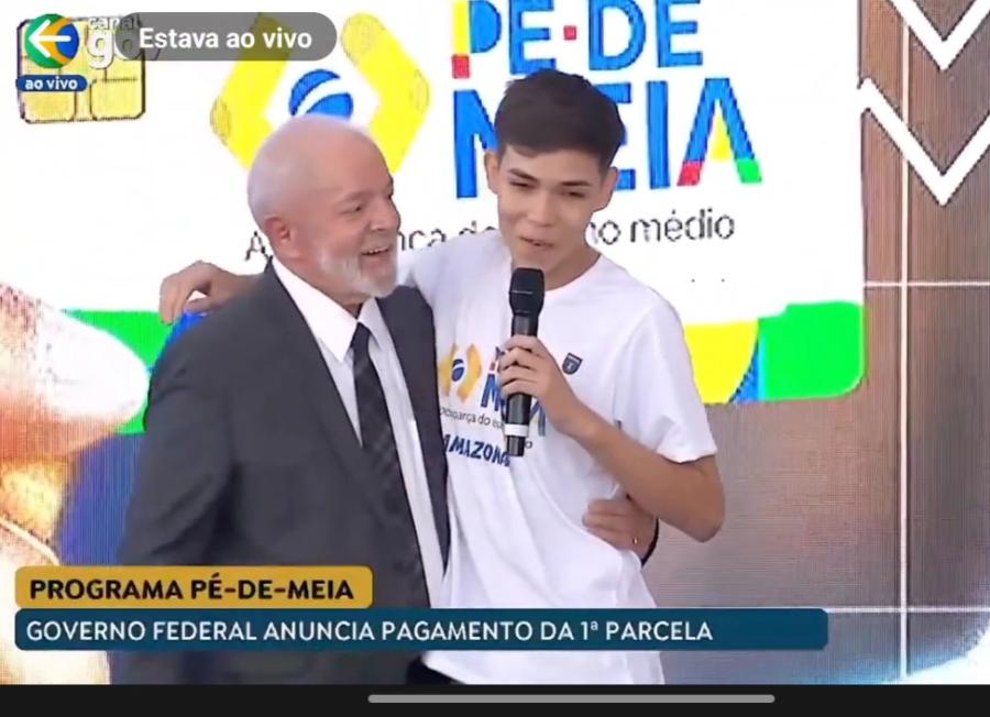 VÍDEO: O que um estudante de 15 anos do Amazonas falou para o presidente Lula