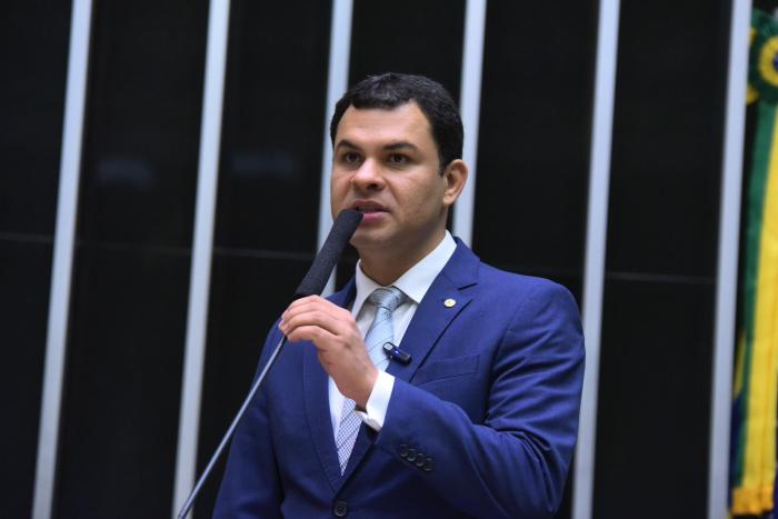 Em Brasília, Saullo Vianna defende projetos que garantem mais direitos a pessoas com autismo