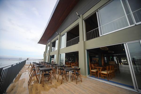 Prefeitura entrega mirante Lúcia Almeida com oferta de serviços e 11 operações comerciais