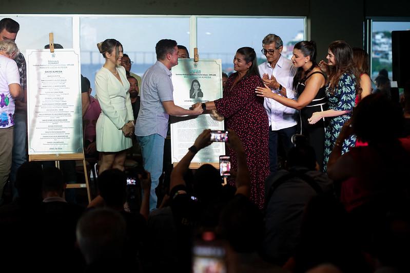 David Almeida inaugura mirante Lúcia Almeida e largo de São Vicente