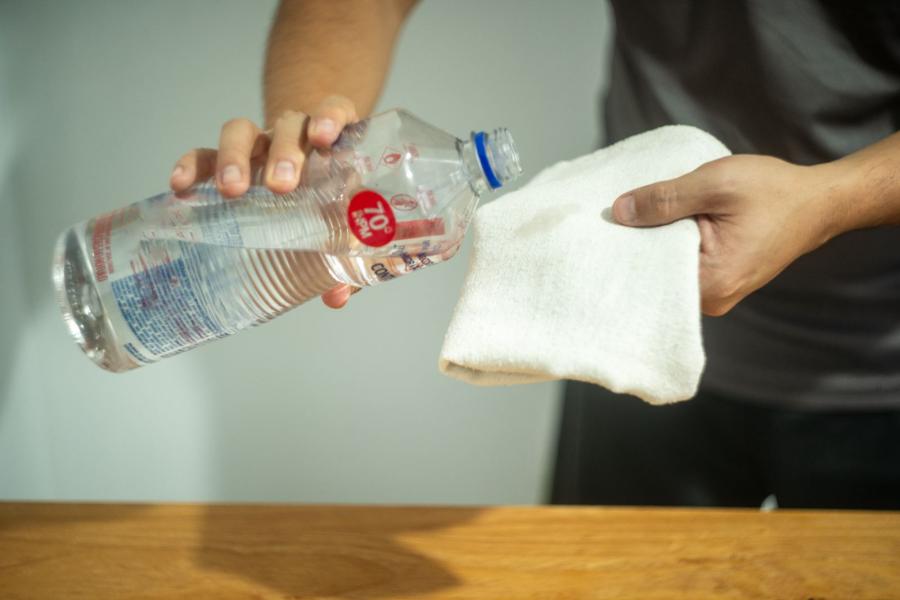 Comercialização do álcool líquido 70% terá venda proibida, alerta Visa Manaus