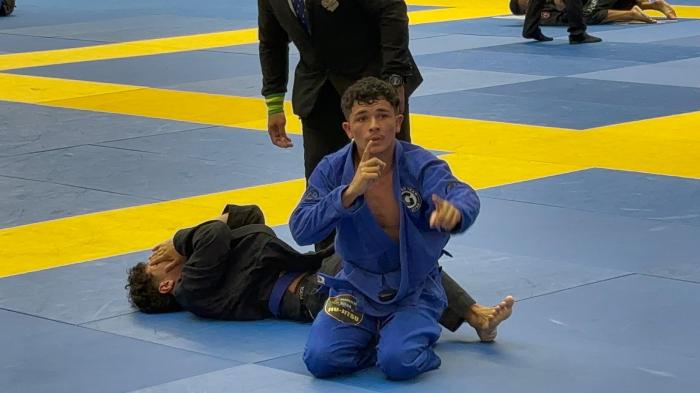 Manaus garante cinco medalhas no primeiro dia do Brasileiro de Jiu-Jítsu, em São Paulo