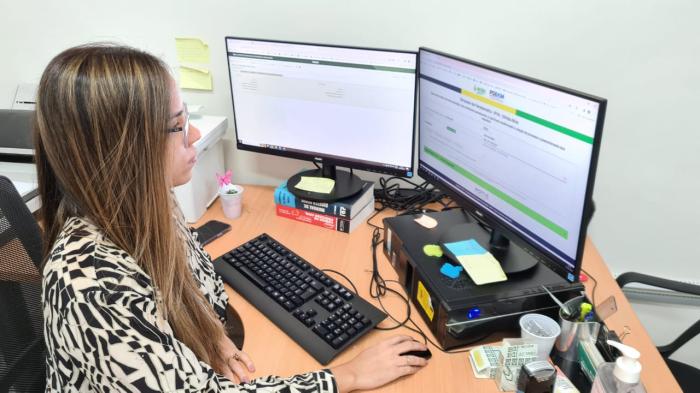 PGE-AM lança simulador de parcelamento para dívida ativa de IPVA