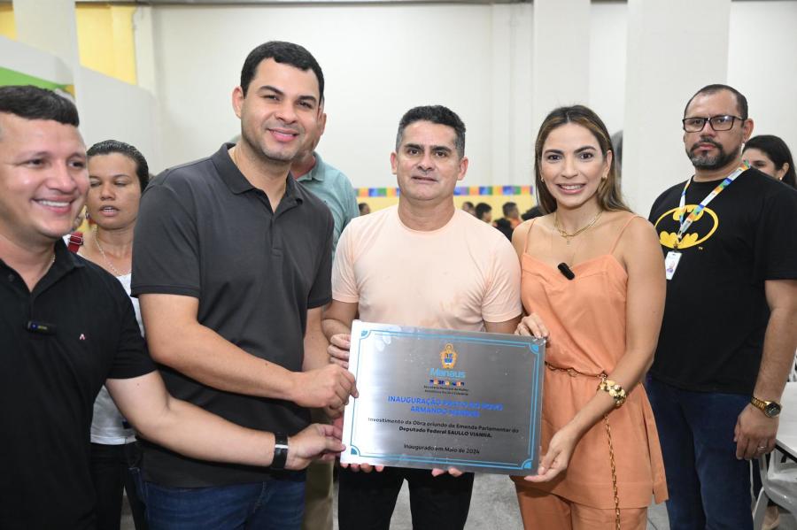 David Almeida inaugura unidade do ‘Prato do Povo’ no bairro Armando Mendes