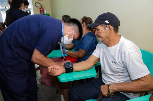 MANAUS: Prefeitura realiza ações de saúde para alertar sobre os riscos da hipertensão
