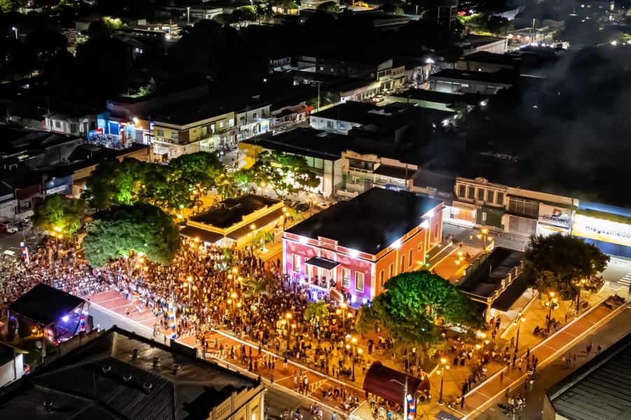 Parintins faz festa histórica inauguração do Museu e nova Praça Eduardo Ribeiro