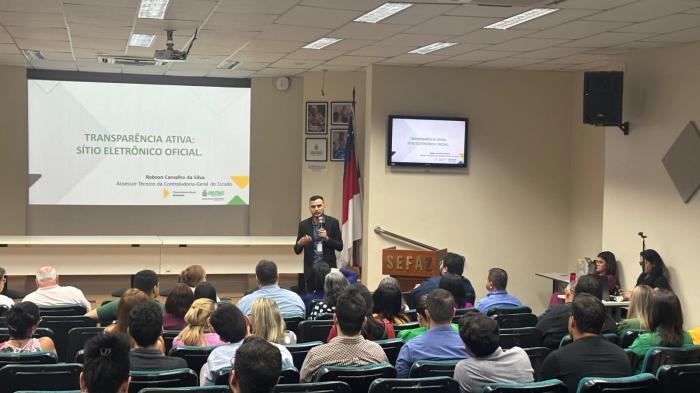 CGE participa de Seminário em Comemoração ao Dia Nacional de Respeito ao Contribuinte