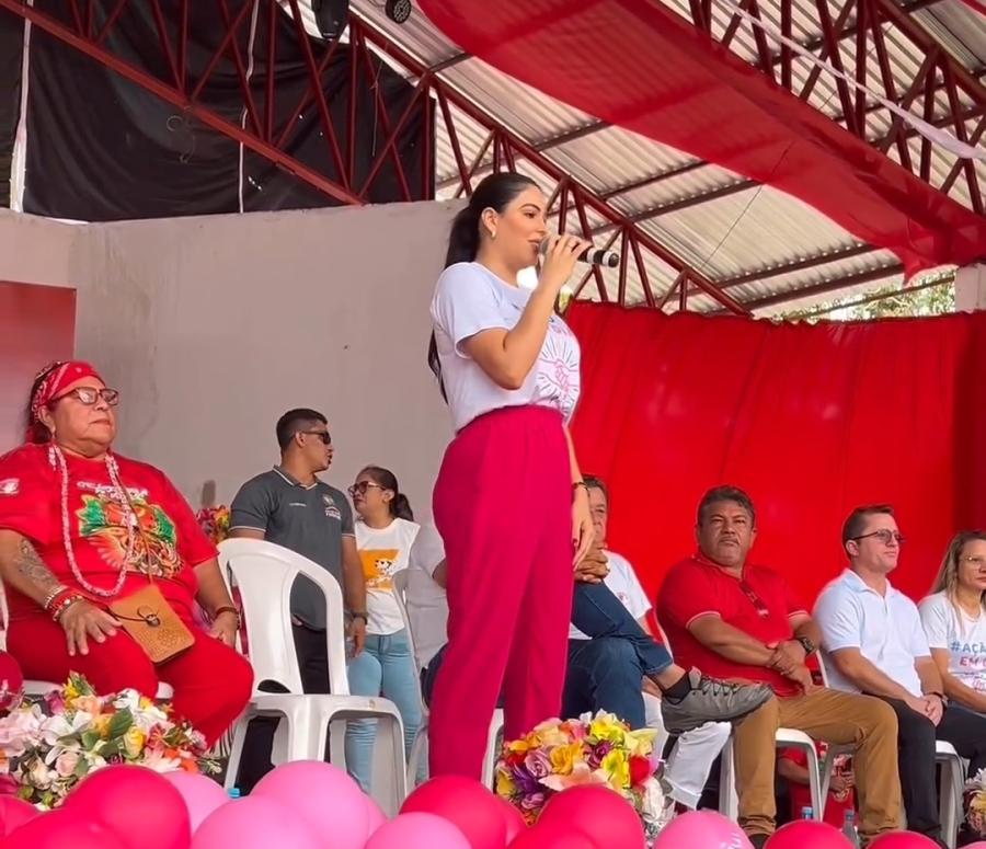 Mayra Dias anuncia R$ 200 mil para Garantido e Caprichoso