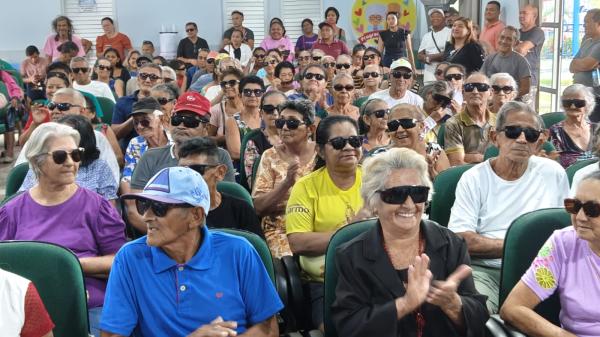 Pacientes se emocionam em ter visão restaurada após jornada oftalmológica em Parintins