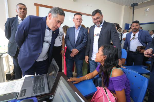 Governo do Amazonas oferece serviços de cidadania na 1ª edição do Programa Justiça Itinerante Cooperativa na Amazônia Legal
