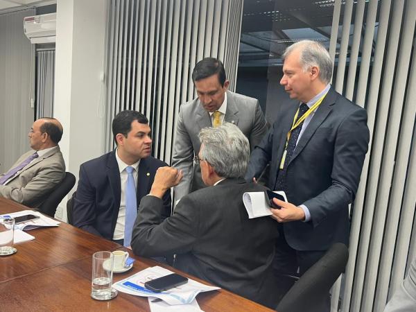 Saullo Vianna defende que leis complementares da Reforma Tributária mantenham competitividade da ZFM