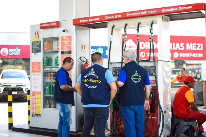 COMBUSTÍVEL: Procon-AM fiscaliza postos para coibir aumento abusivo de preços em Manaus