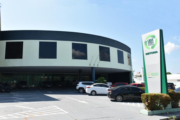 ENSINO A DISTÂNCIA: UEA abre inscrições para especialização em Ensino de Biologia