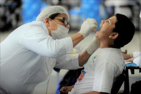 Amazonas recebe investimento em dobro para ações de saúde bucal