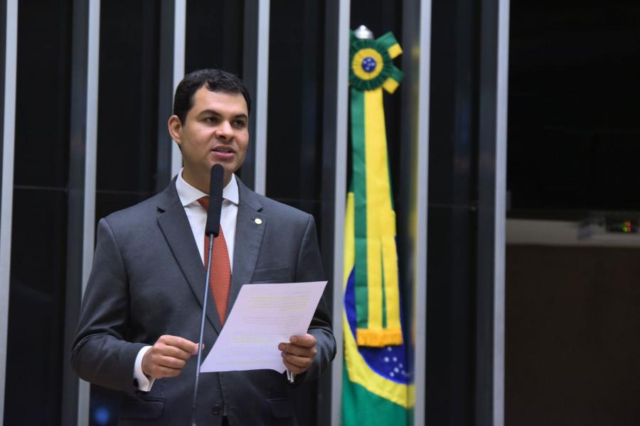 Saullo Vianna apresenta projeto que busca isentar de IR premiação medalhistas olímpicos