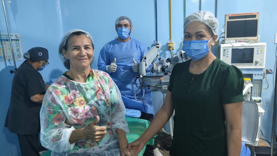Idosos destacam felicidade após retomada da visão durante jornada de cirurgia em Parintins