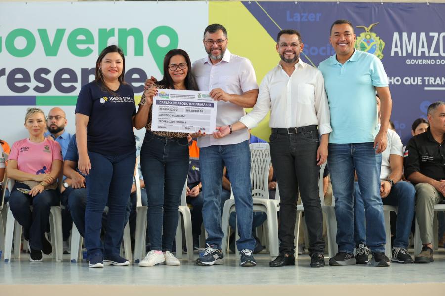 Wilson Lima amplia serviços do Governo Presente no Tarumã