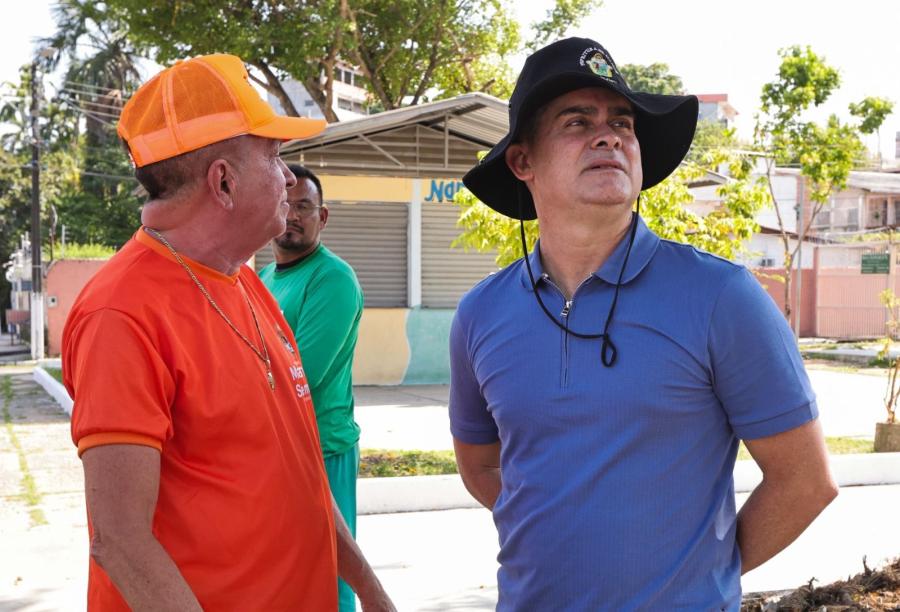 David Almeida vistoria revitalização de complexo esportivo no conjunto Jardim Paulista