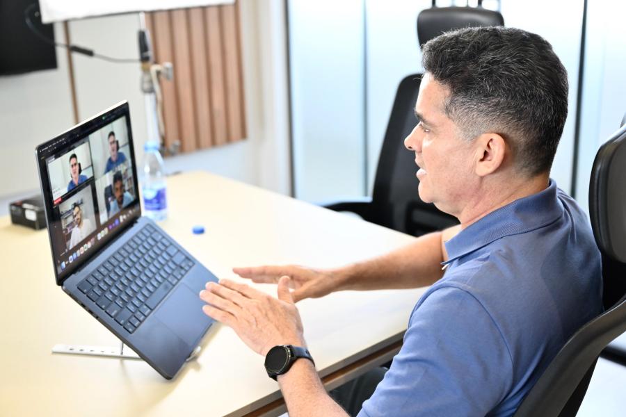 Com David Almeida, Transporte coletivo de Manaus passou de sucata para frota com mais de 400 ônibus novos 