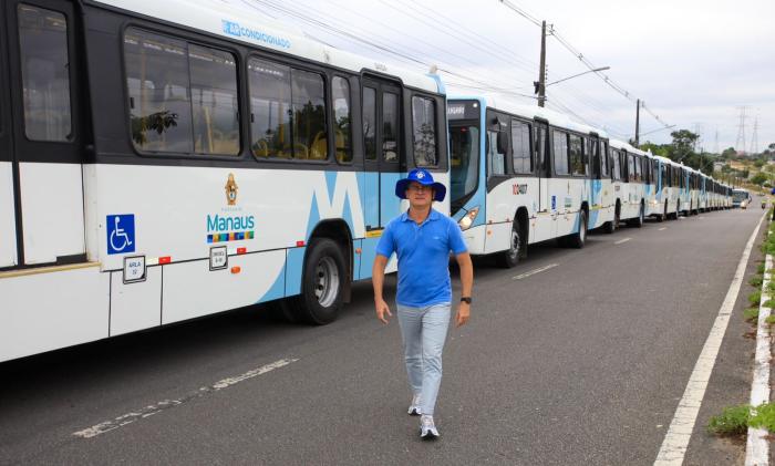 Novos ônibus possuem tecnologia que reduz em 70% emissão de gases poluentes ao meio ambiente