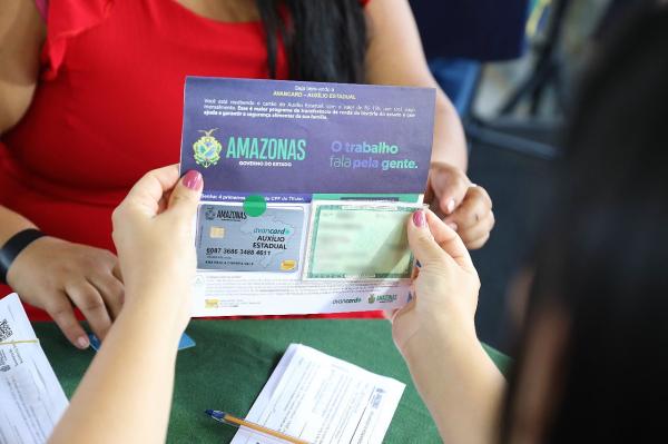 Auxílio Estadual do Governo do Amazonas colabora com a renda das famílias e economia de Parintins