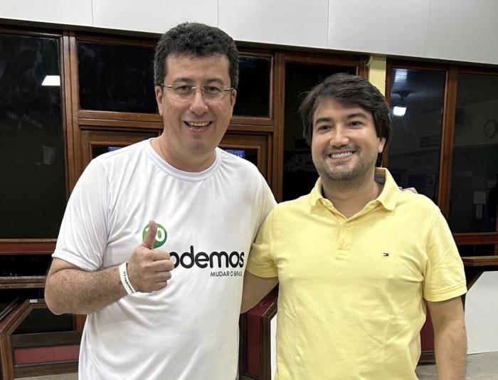 Jender Lobato anuncia apoio a Fábio Cardoso na candidatura a vereador de Parintins