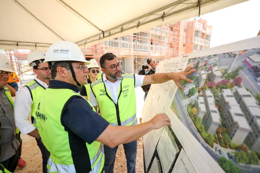Wilson Lima vistoria avanço das obras do residencial Maués, na zona sul Wilson Lima vistoria avanço das obras do residencial Maués, na zona sul