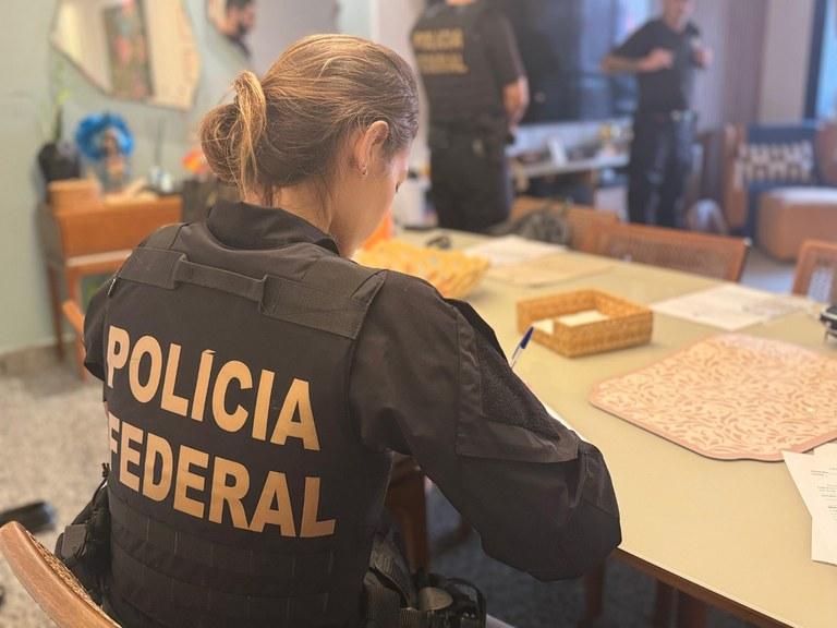 PF deflagra operação contra corrupção eleitoral, atos antidemocráticos e associação criminosa em Parintins PF deflagra operação contra corrupção eleitoral, atos antidemocráticos e associação criminosa em Parintins