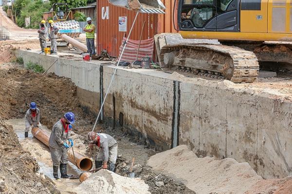 Sistema de esgotamento sanitário do Prosai Parintins atenderá cerca de 15 mil pessoas